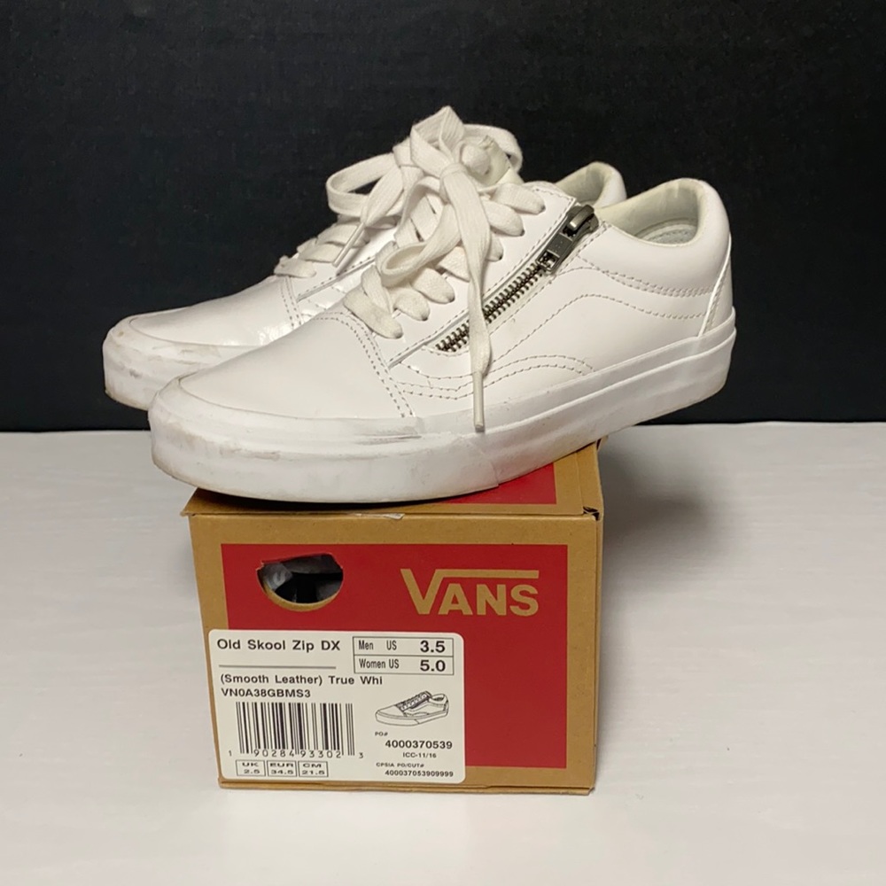 True white Vans Old Skool Smooth Leather
